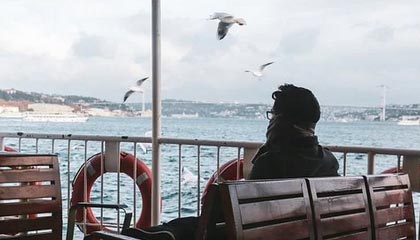 开云平台-里昂完胜荷兰，阿尔瓦雷斯制霸全场