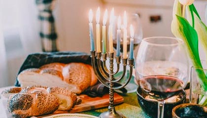 开云体育APP下载-瑞典乒乓球队轻取英国队，奥恰洛夫关键制胜引领胜利新篇章