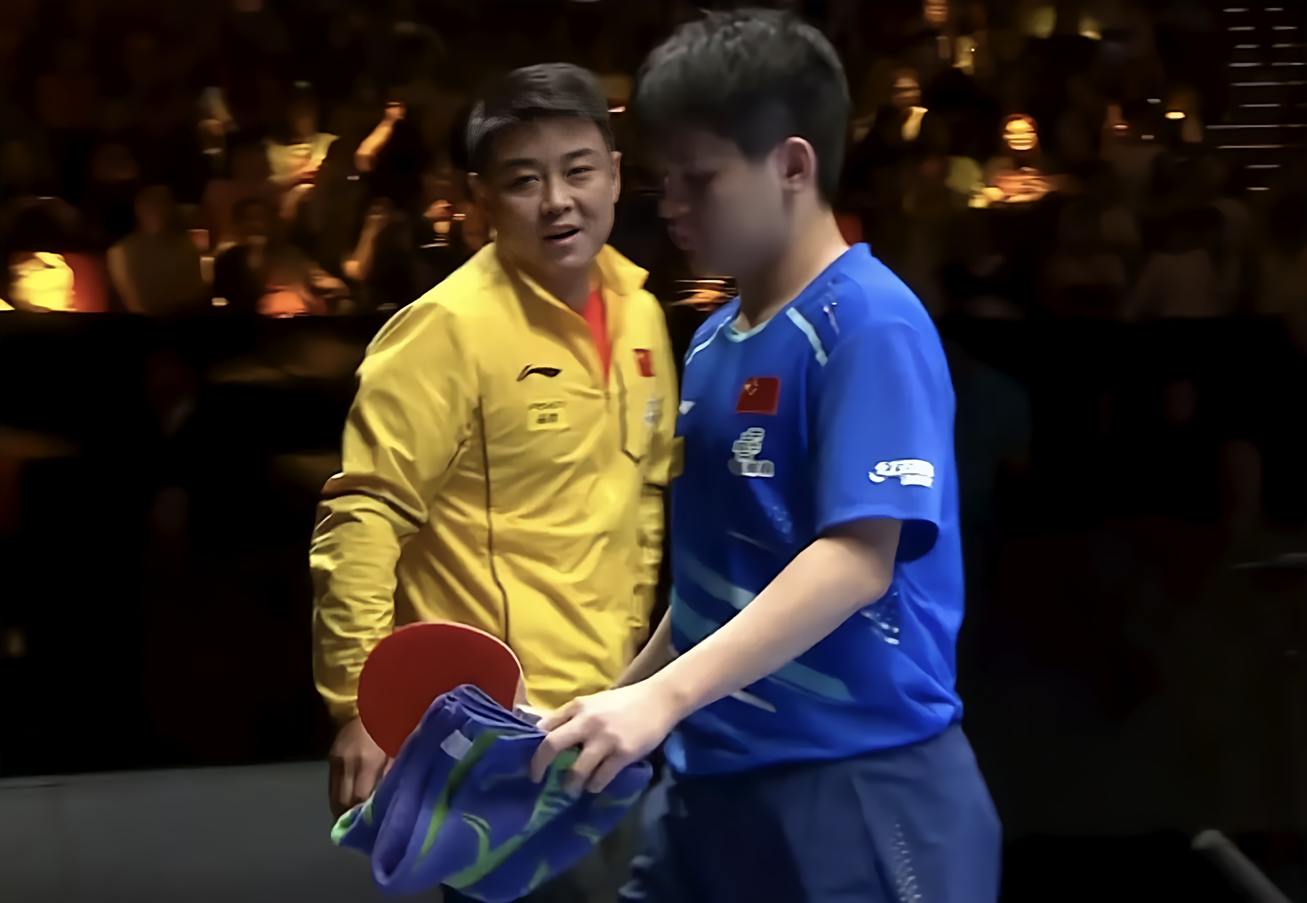 中国队绝杀瑞典队，王皓点燃赛场