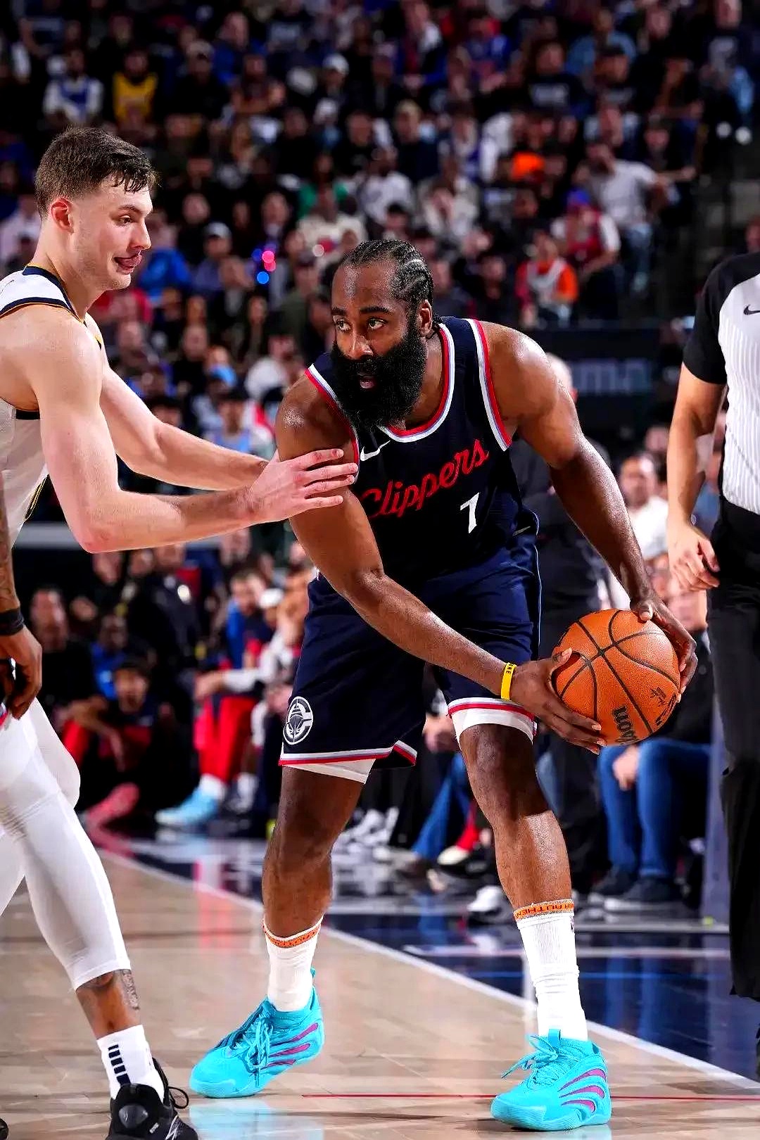 快船险胜猛龙，霍勒迪关键制胜