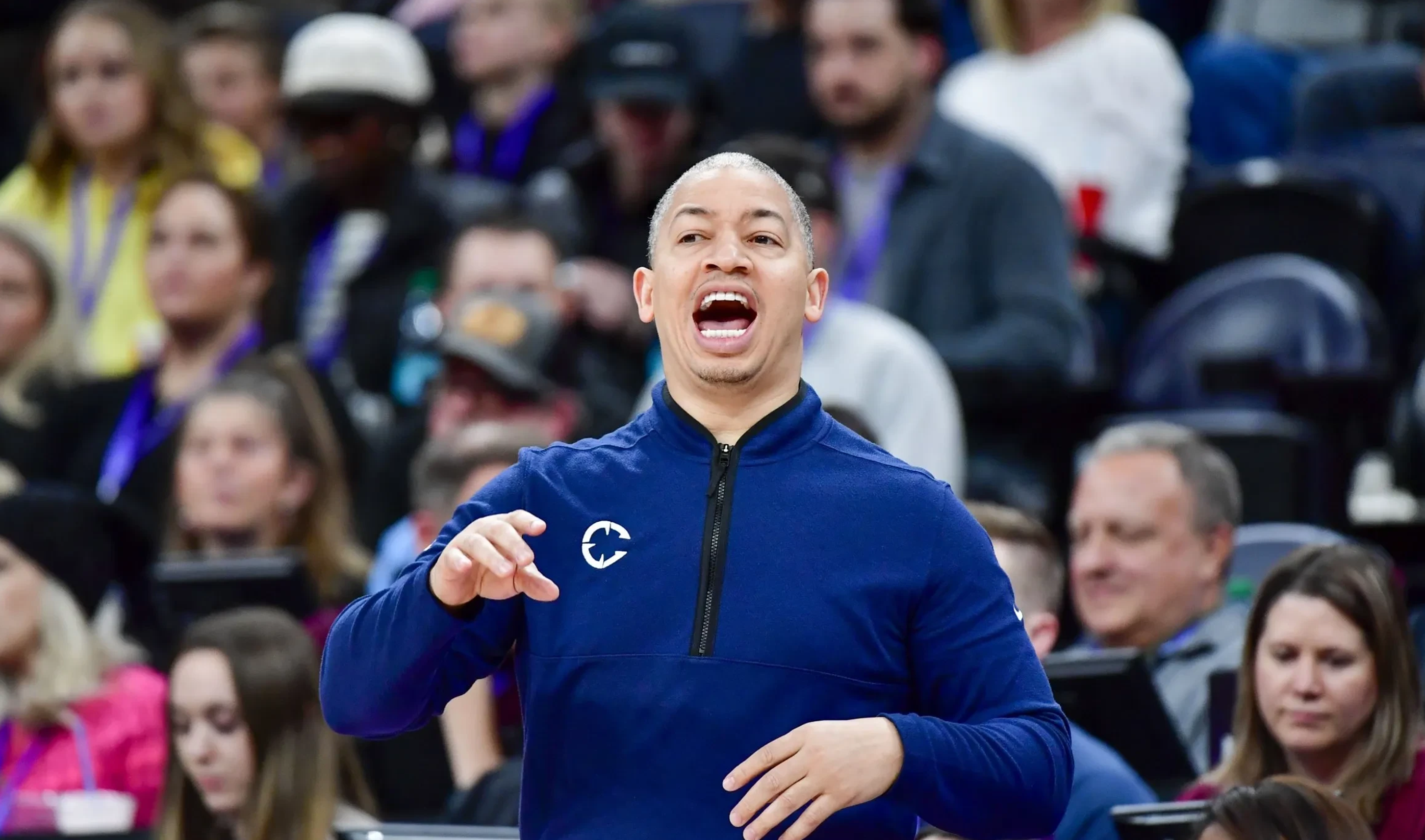 开云官网-快船横扫吉林队，浓眉哥高光表现