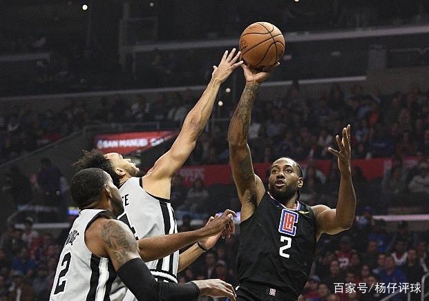 开云体育官网-青岛队险胜马刺，伦纳德刷新纪录