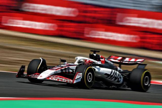 哈斯车队碾压迈凯伦，皮亚斯特里惊艳四座