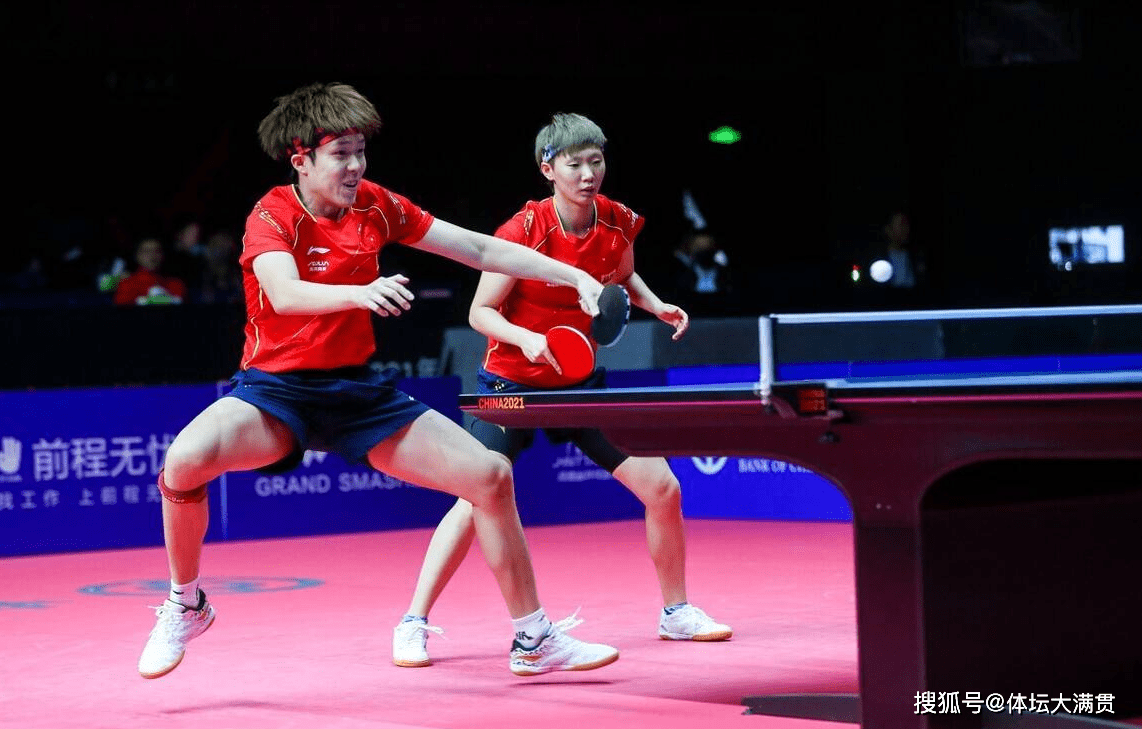 开云体育-葡萄牙队翻盘法国队，奥恰洛夫统治全场